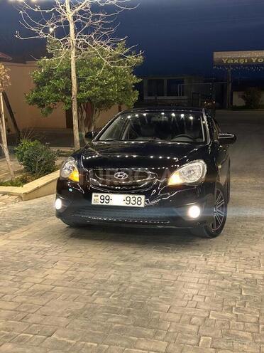 Hyundai Accent-7