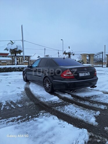 Mercedes E 240-9
