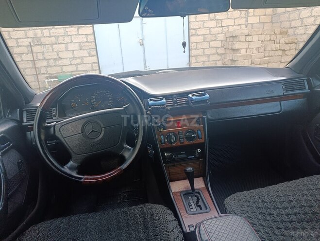 Mercedes 280 E-4