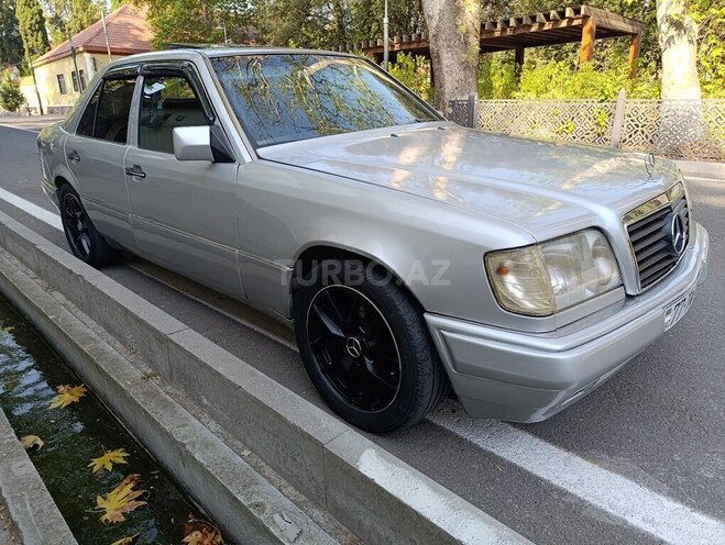 Mercedes 280 E-20