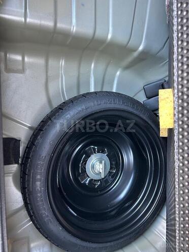 Nissan Note-9