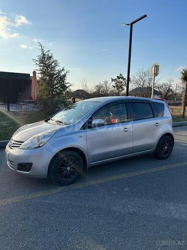 Nissan Note-3