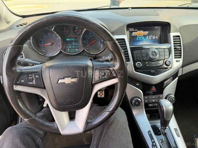 Chevrolet Cruze-6