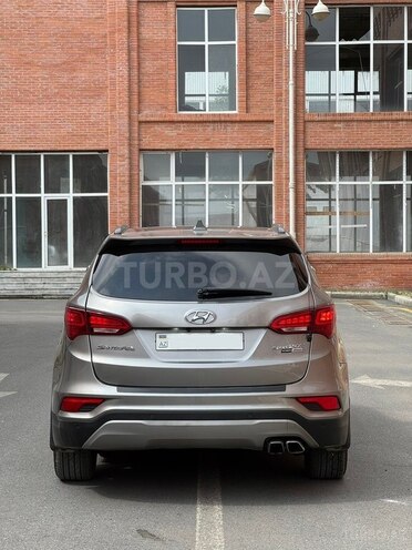 Hyundai Santa Fe-2