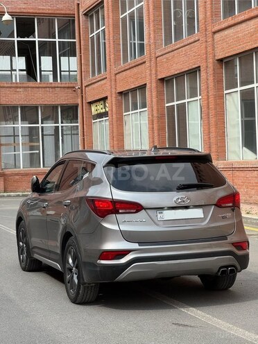 Hyundai Santa Fe-3
