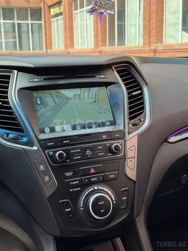 Hyundai Santa Fe-11