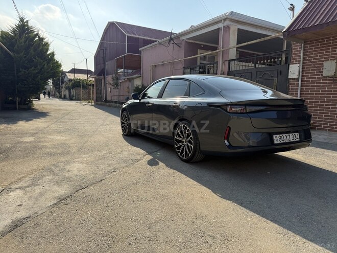Changan Qiyuan A05-6