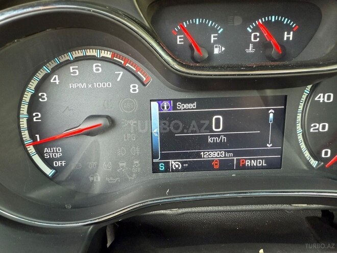Chevrolet Cruze-11