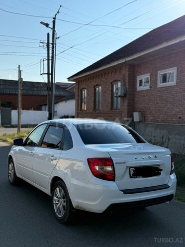 LADA (VAZ) Granta-5