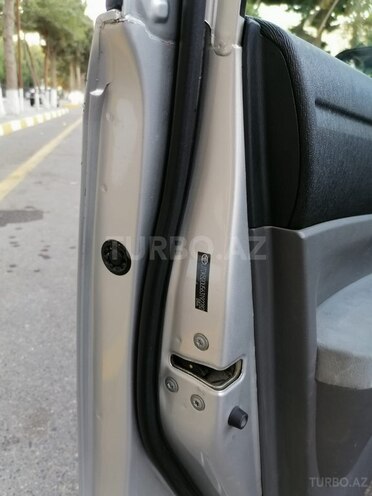 Toyota Prius-11