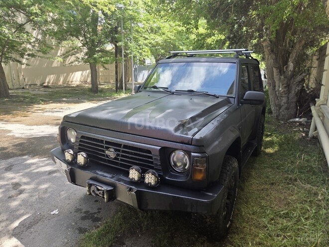 Nissan Patrol-1