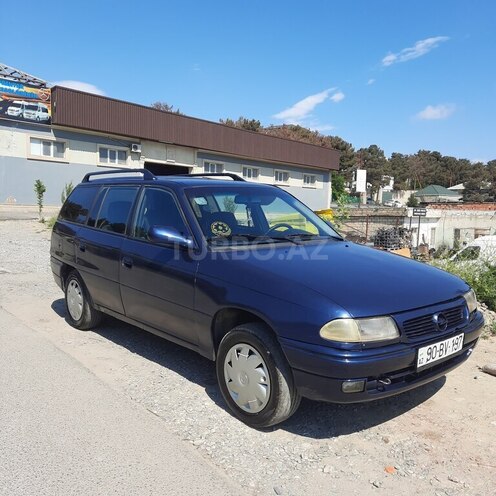 Opel Astra-4