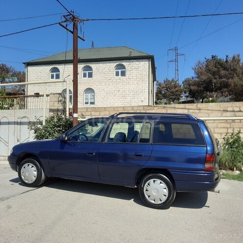 Opel Astra-5