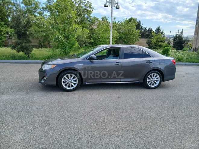 Toyota Camry-4