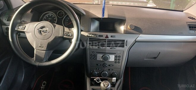 Opel Astra-8