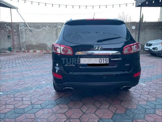 Hyundai Santa Fe-2