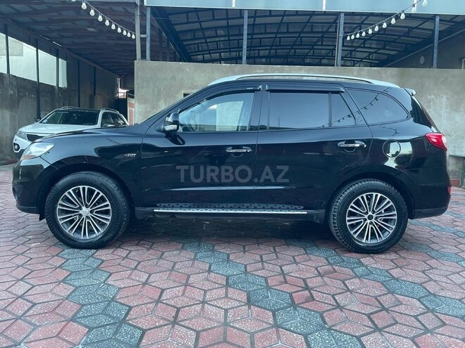Hyundai Santa Fe-3
