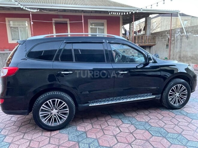 Hyundai Santa Fe-4