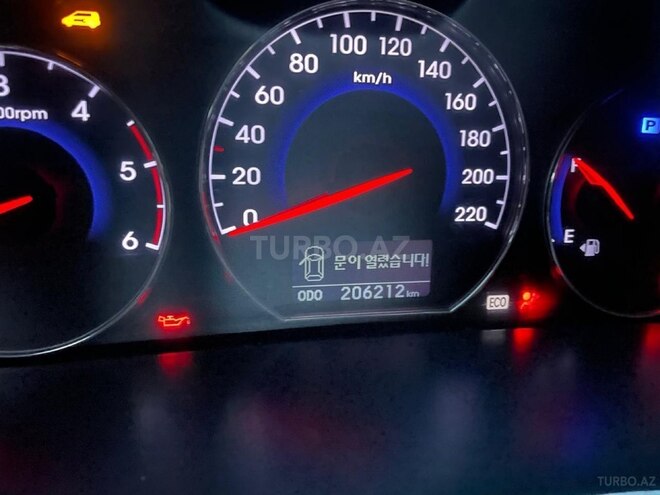 Hyundai Santa Fe-11