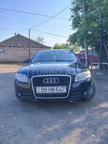 Audi A4-1
