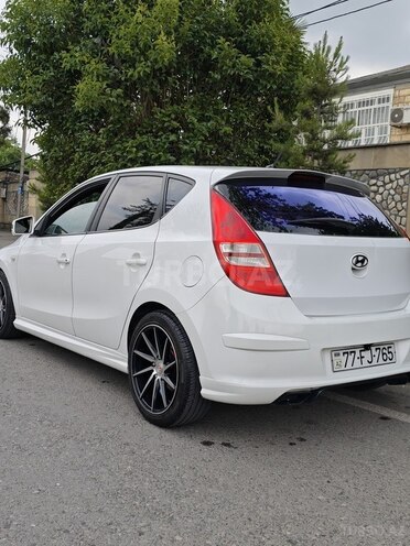 Hyundai i30-6