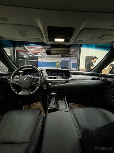 Lexus ES 250-7