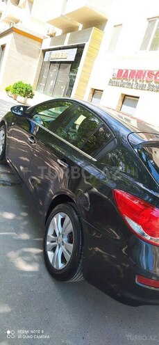 Chevrolet Cruze-10
