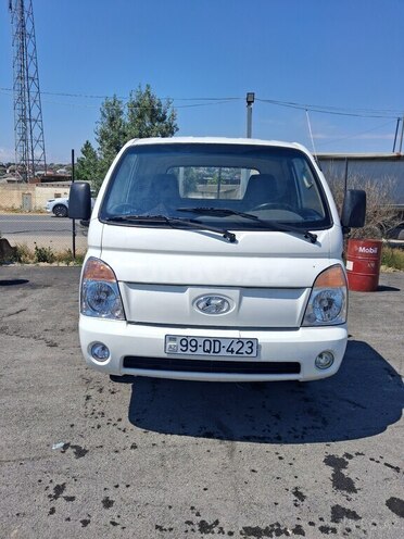 Hyundai H 100-1