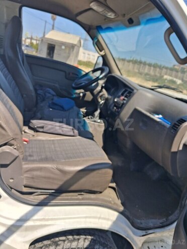 Hyundai H 100-8