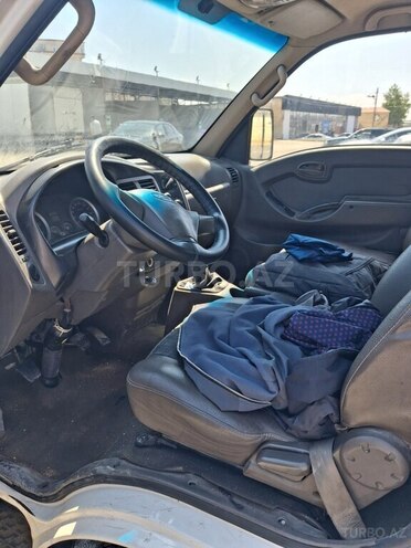 Hyundai H 100-7
