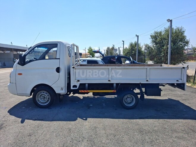 Hyundai H 100-11