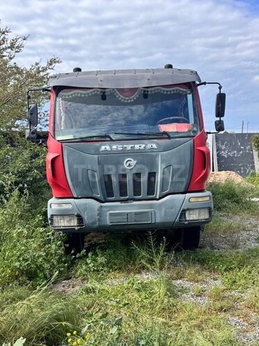 Iveco Astra HD8-1