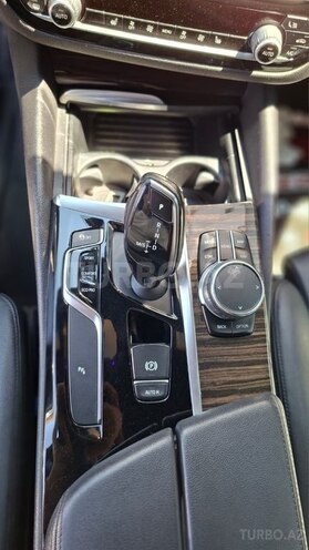 BMW 530-8