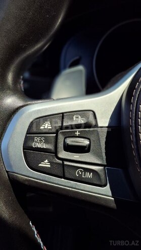 BMW 530-12