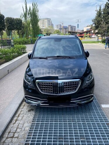 Mercedes Metris-3