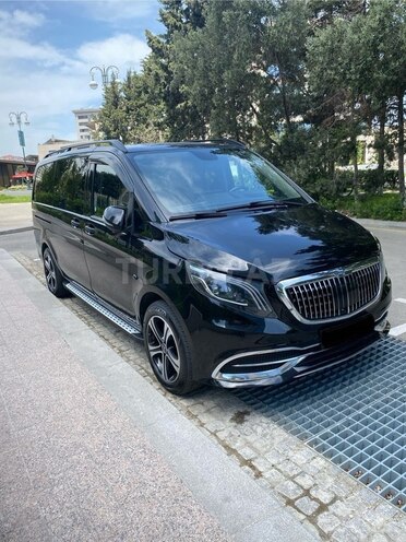 Mercedes Metris-5