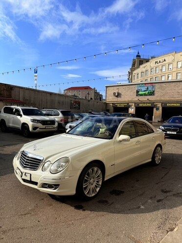 Mercedes E 280-3