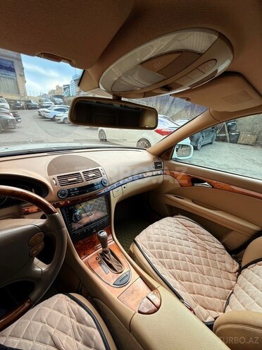 Mercedes E 280-7