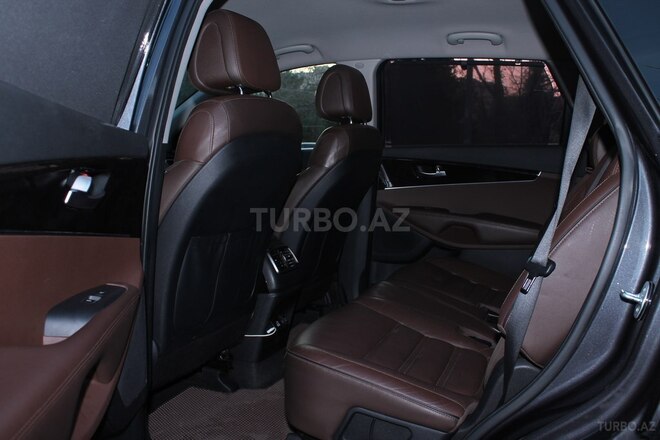 Kia Sorento-6