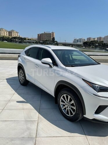 Lexus NX 300-6