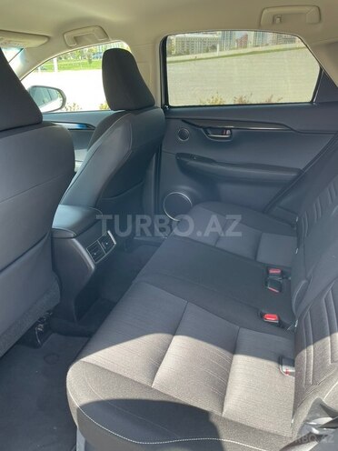 Lexus NX 300-4