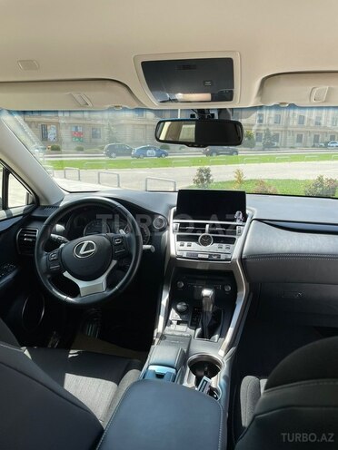 Lexus NX 300-3