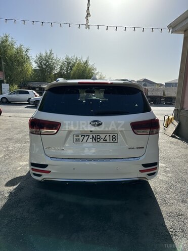 Kia Sorento-2