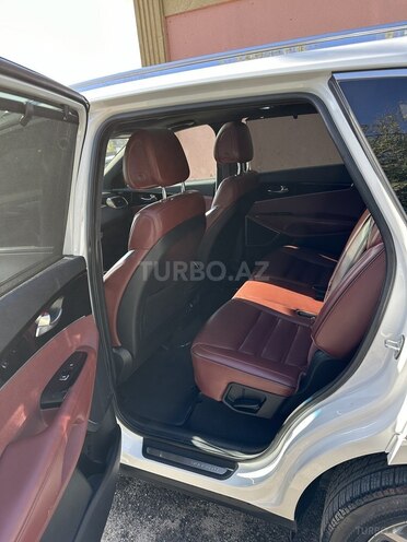Kia Sorento-6