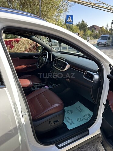 Kia Sorento-4