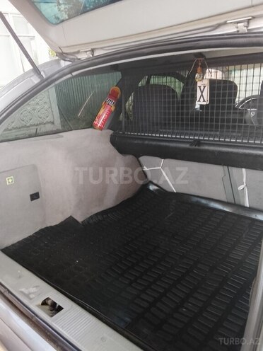 Mercedes C 200-13
