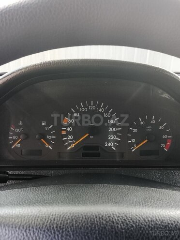 Mercedes C 200-17