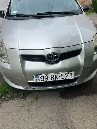 Toyota Auris-9