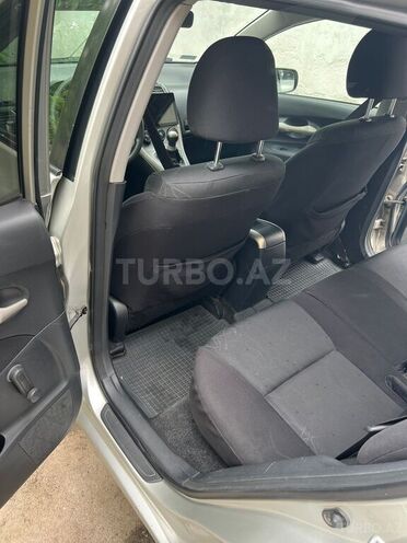 Toyota Auris-10