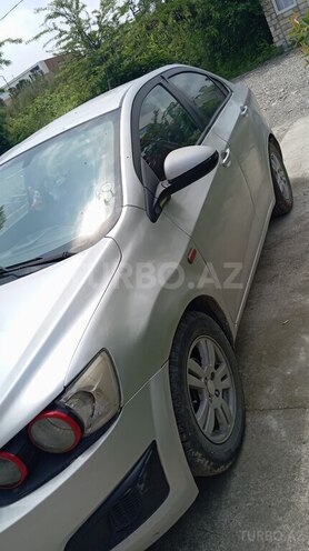 Chevrolet Aveo-3